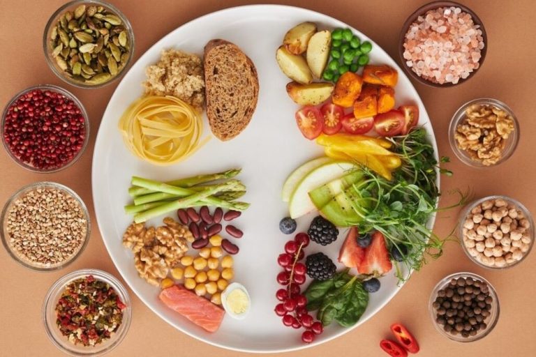 Cum să îți îmbunătățești sistemul digestiv prin dietă