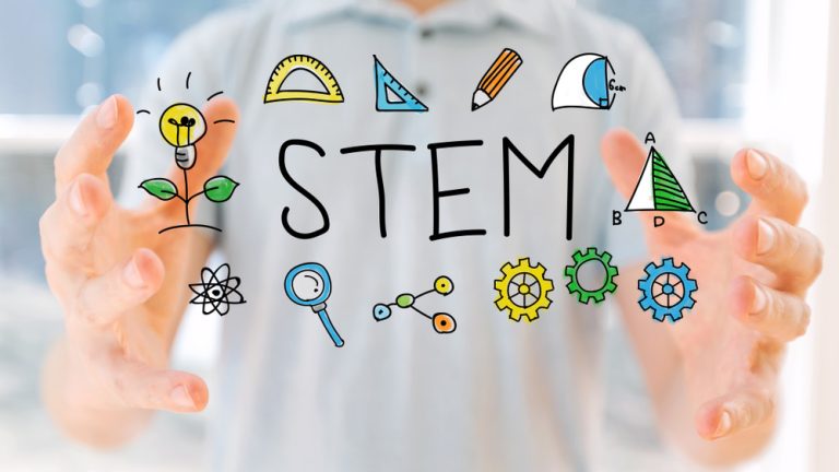 Educația STEM și resurse gratuite pentru elevi